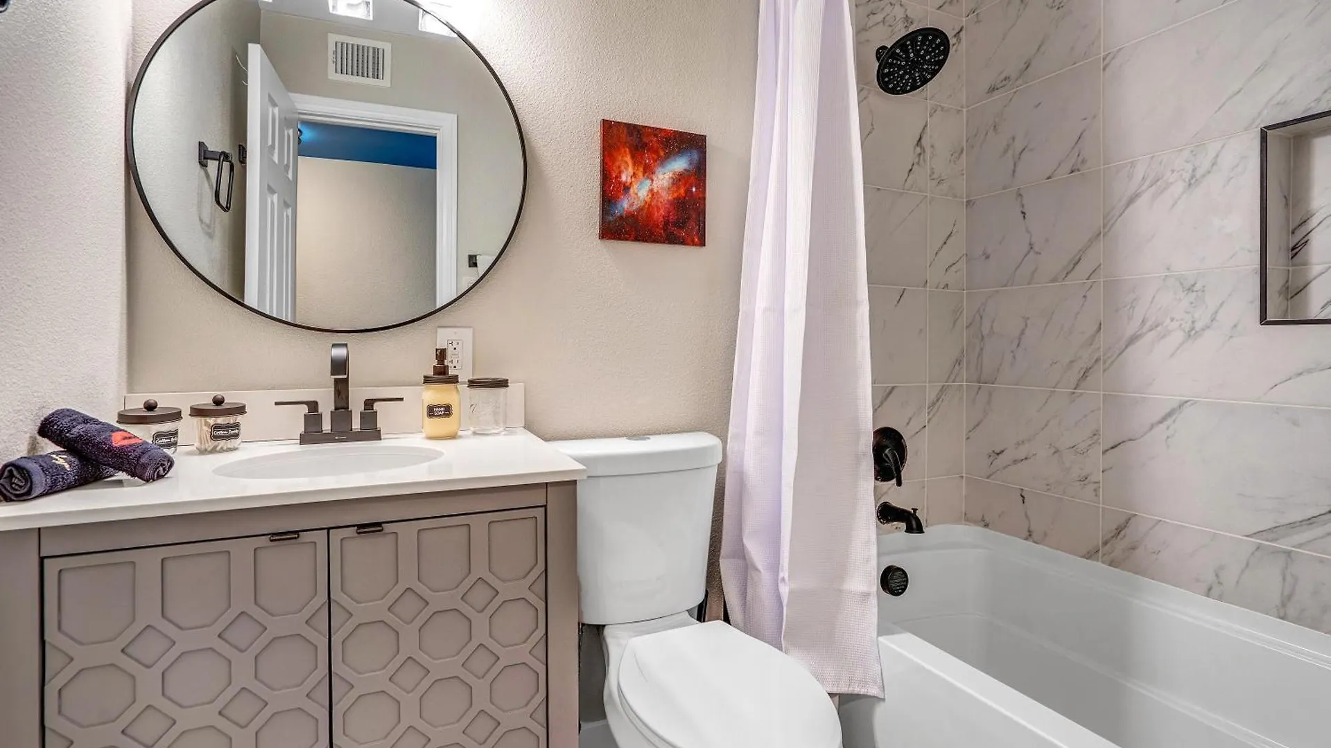 Vakantiehuis Family Reunion, Remodeled, King Beds, X-Box, Desks Villa Las Vegas Verenigde Staten