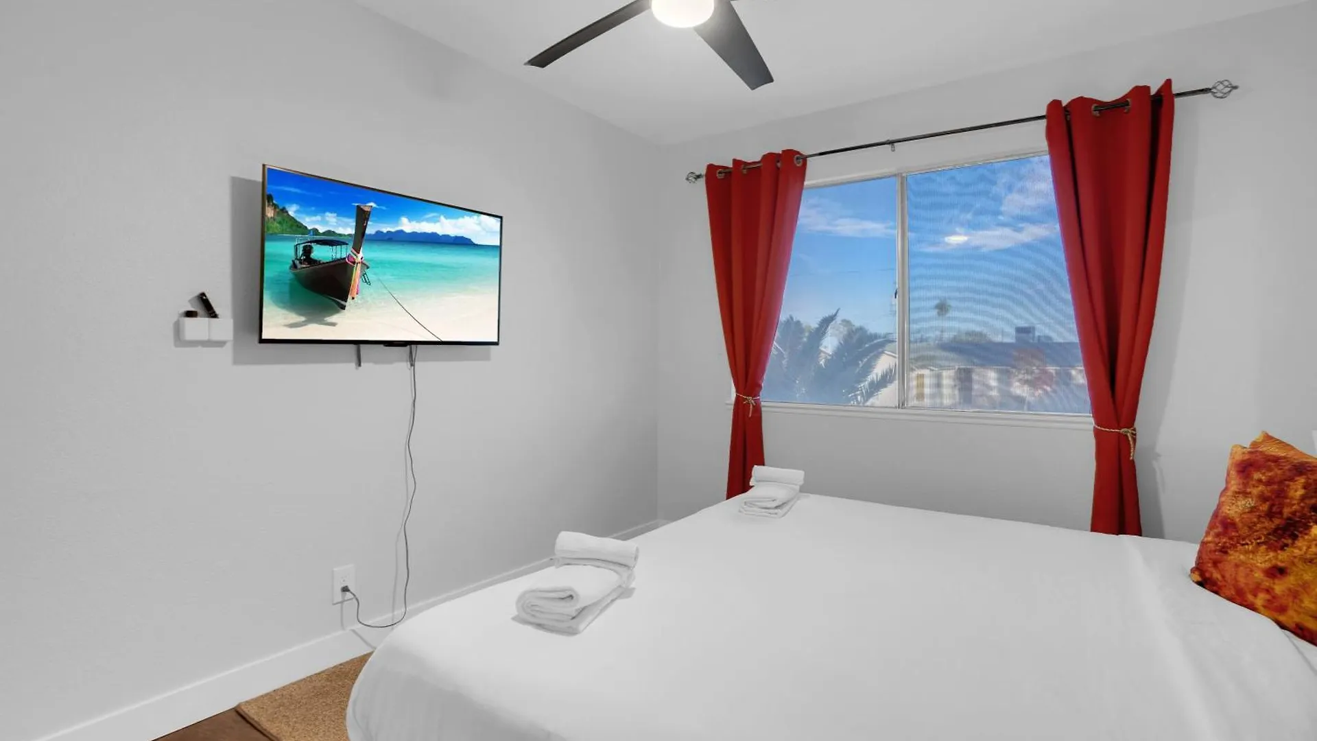 Family Reunion, Remodeled, King Beds, X-Box, Desks Villa Las Vegas Verenigde Staten